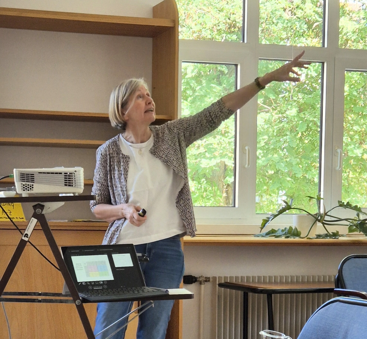 Living Montessori English - Birgitta Berger, Verwendung von Computerfolien, Guten Morgen Folie